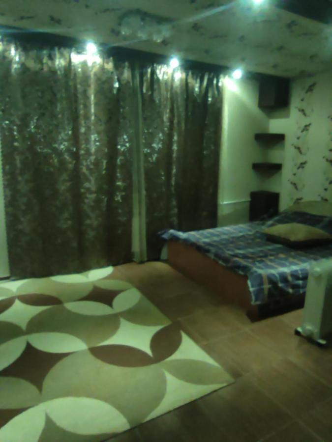 Eaa Apartment Tiraspol Luaran gambar